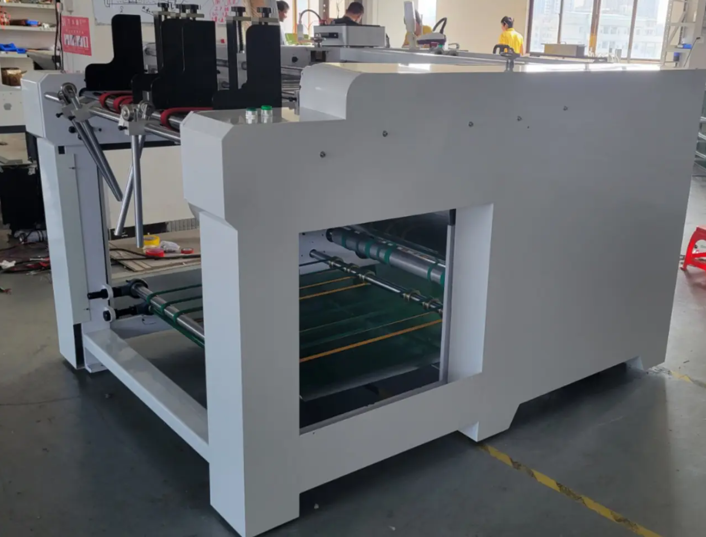 изготовленная на заказ коробка для упаковки ювелирных изделий